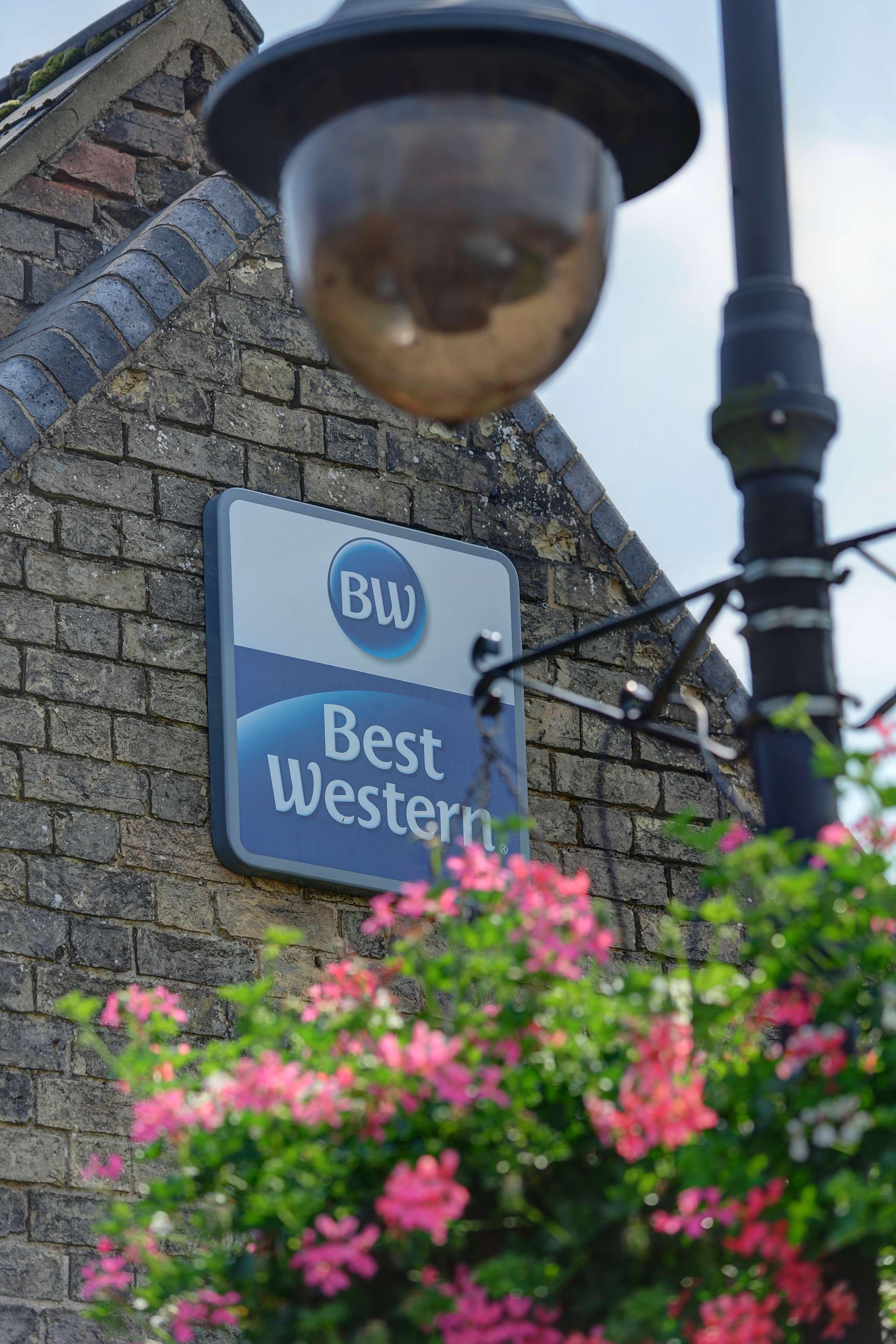 Best Western Heath Court Hotel Newmarket  Eksteriør bilde