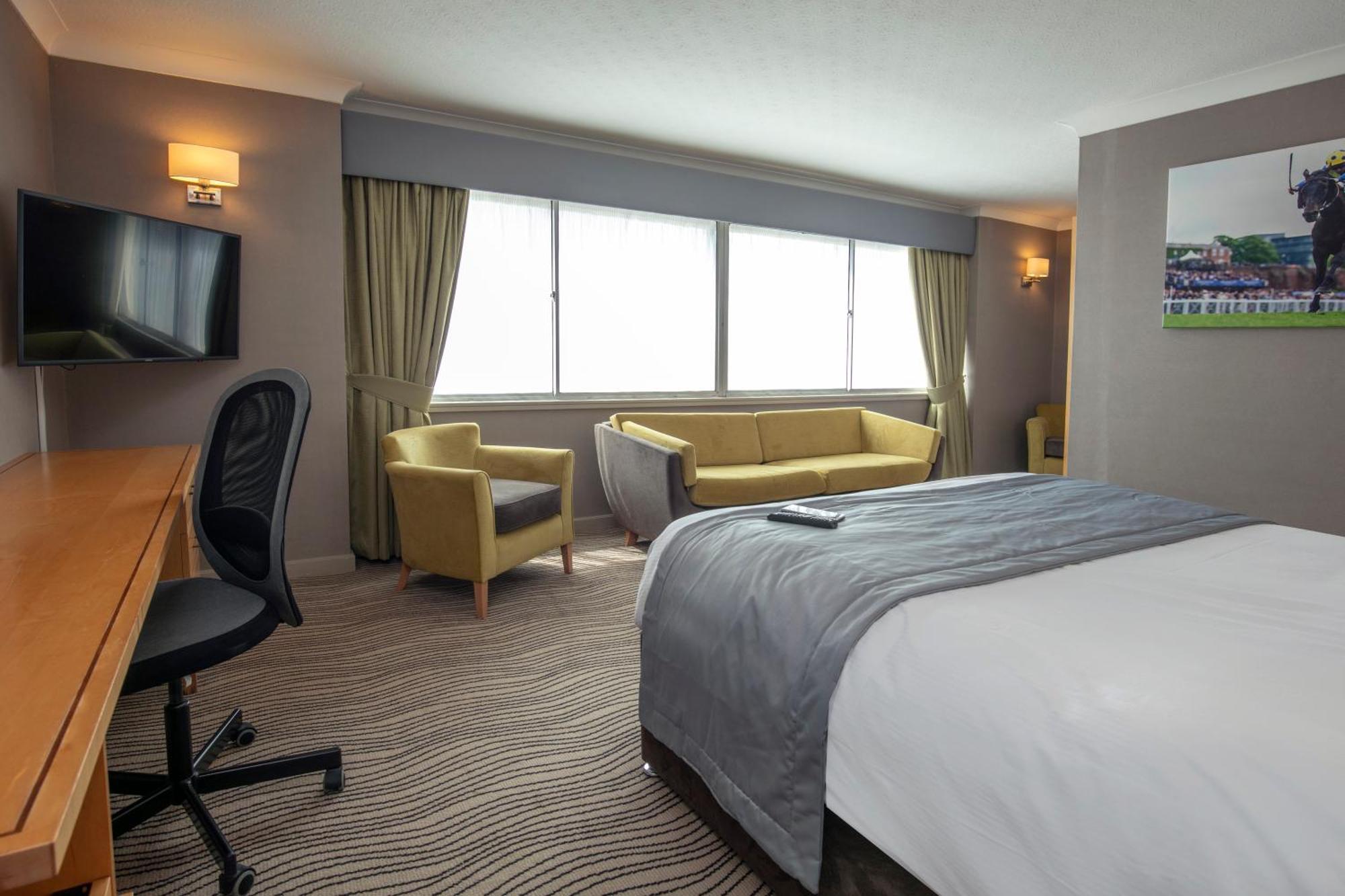 Best Western Heath Court Hotel Newmarket  Eksteriør bilde
